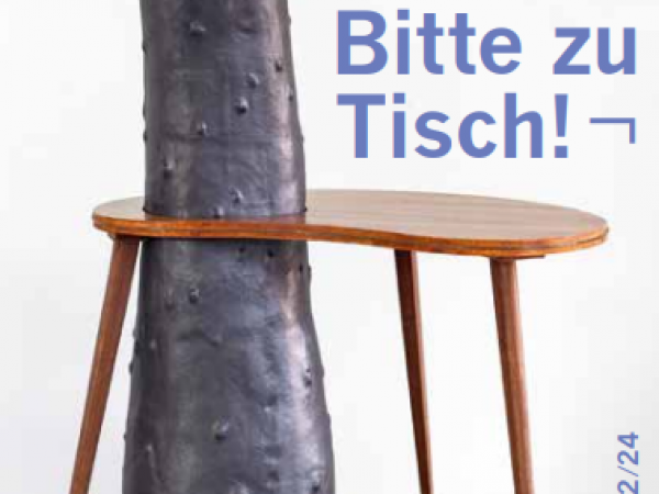 <h1>Museum Villa Rot, Burgrieden: Bitte zu Tisch</h1>
<h2>07.07.24 – 06.10.24</h2>
<p><img src="/wp-content/uploads/ausstellungen/bitte-zu-tisch.png" alt="Deckblatt des Flyers zur Ausstelllung: Bitte zu Tisch. Auf dem Deckblatt ist eine Skulptur von Erwin Wurm zu sehen. Titel: Bar (Drinking Sculpture), 2019. Foto: Studio Erwin Wurm"/></p>
<div>
<p><span>Gemeinsam am Tisch zu sitzen, zu essen und sich am Tisch in Gesellschaft auszutauschen – das ist eigentlich eine tägliche Erfahrung. Doch wie ist unser Verhältnis zur Tafelkultur heute? Ob traditionelles Tafeln oder Auseinandersetzung mit unserem Essverhalten: Was und wie essen wir heute? Und wann und zu welchen Gelegenheiten? Inwieweit ist das Möbel „Tisch“ heutzutage noch ein wichtiges Kommunikationsobjekt oder nehmen wir uns gar keine Zeit mehr dafür, an einem Tisch zusammenzukommen? Mit Blick auf Kunstwerke zeitgenössischer Künstlerinnen und Künstler zum Thema lässt sich über diese Fragen nachdenken. Die Ausstellung zeigt unterschiedliche Ansätze. Diese reichen von Momenten der Auszeit und des Genusses bis hin zu Stellungnahmen zur aktuellen Esskultur und ihren Auswüchsen. Auch werden zeitgenössische Rezeptionen historischer Vorlagen zu sehen sein. Der Park der Villa Rot lädt bei Sonderveranstaltungen zum gemeinsamen Tafeln ein.</span></p>
</div>
<ul>
<li>
<p>
        <a href="https://www.villa-rot.de/programm/ausstellungen/84">Zur Website des Museum Villa Rot</a>
</p>
</li>
<li>
<p>
        <a href="/wp-content/uploads/ausstellungen/bitte-zu-tisch.pdf">Info Flyer (PDF 352 Kb)</a>
</p>
</li>
</ul>
<div>
<p><strong>Mit Werken von</strong><br />Max Bill / Christine Braun / Anke Eilergerhard / Moritz Götze / Hartmut Kiewert / Gabriele Langendorf / Anja Luithle / Mado Nullans / Hans (Nick) Roericht / Daniel Spoerri / Eckart Steinhauser / Ben Willikens / Erwin Wurm</p>
<p>Kuratorin: Dr. Sabine Heilig</p>
</div>
<h2>Impressionen der Ausstellung und Eröffnung</h2>
<div>
</div>
<div>
</div>
<h2>Weitere Beiträge</h2>
<div>
</div>